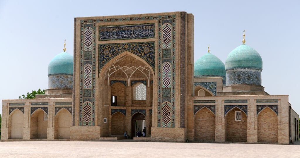 co-zobaczyc-w-uzbekistanie-meczet-hazrati-imam-wyrusz-w-zyciowa-podroz-soul-travel