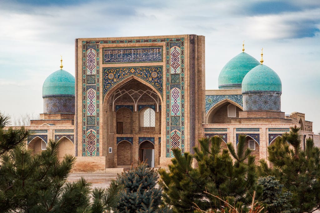 stolica-uzbekistanu-taszkient-hazrati-imam-wyrusz-w-zyciowa-podroz-soul-travel