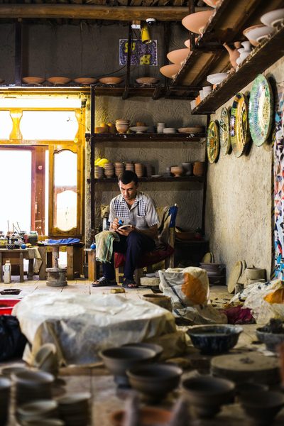 uzbekistan-wyprawa-pracownia-ceramiki-mistrz-soul-travel