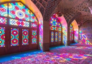 iran-zabytki-architektura-rozowy-meczet-wyrusz-w-zyciowa-podroz-soul-travel
