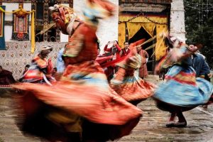 wyprawa-do-bhutanu-festiwal-tancerze-wyrusz-w-zyciowa-podroz-soul-travel