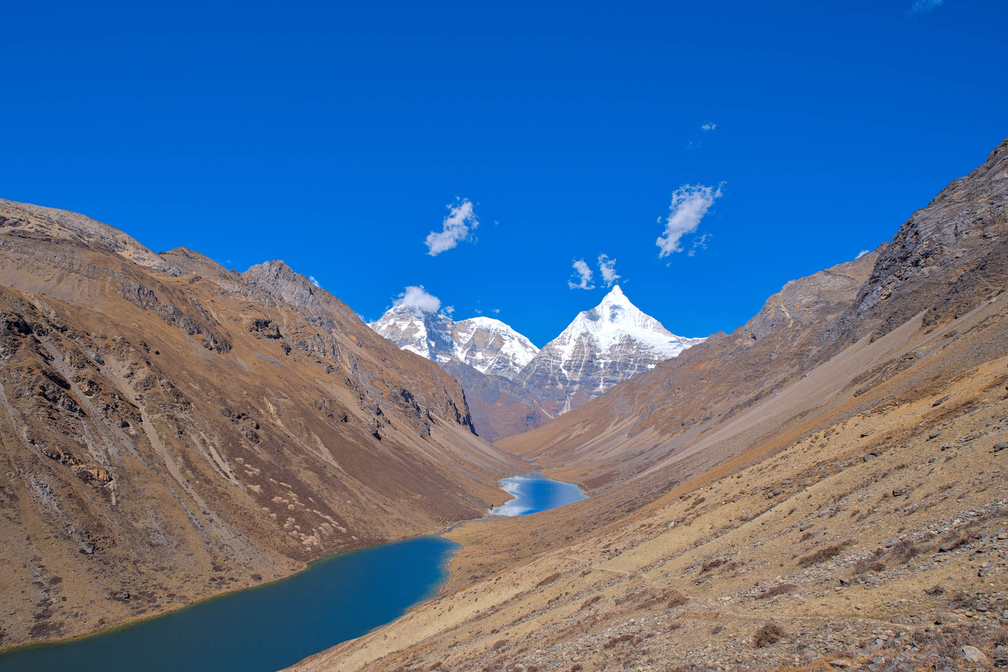 trekking w himalajach bhutanu